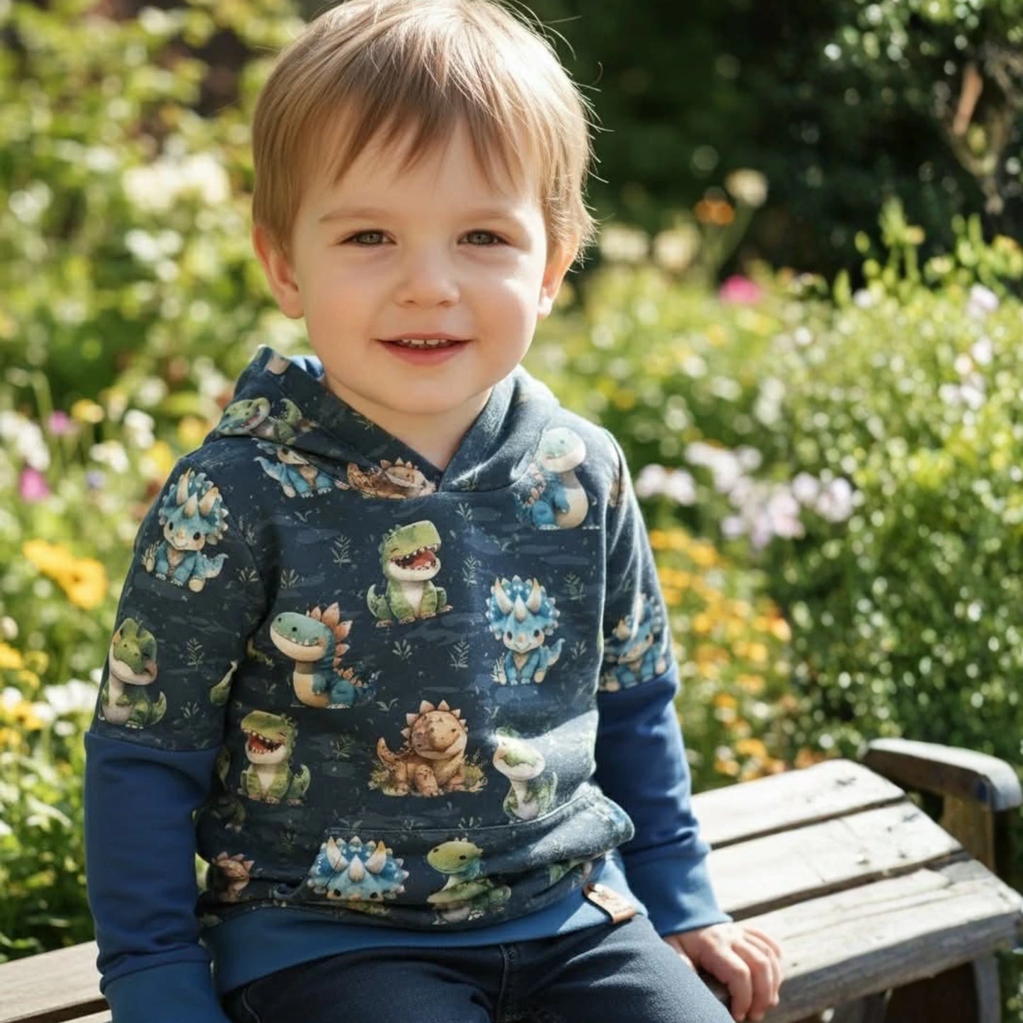 "Dínó Kaland" Kapucnis Pulóver