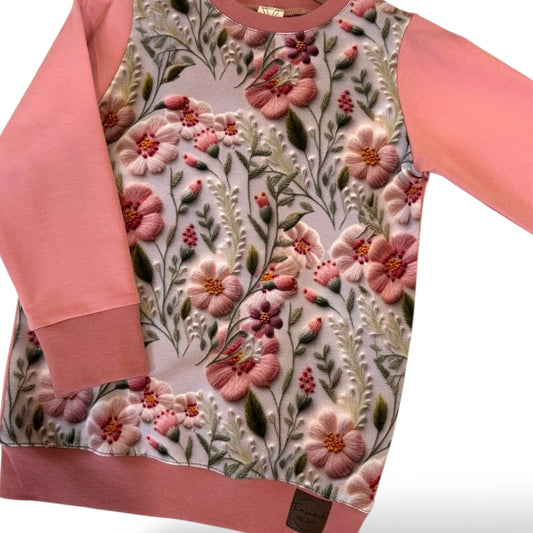 "Virágos Romantika" Mályva Pulcsi